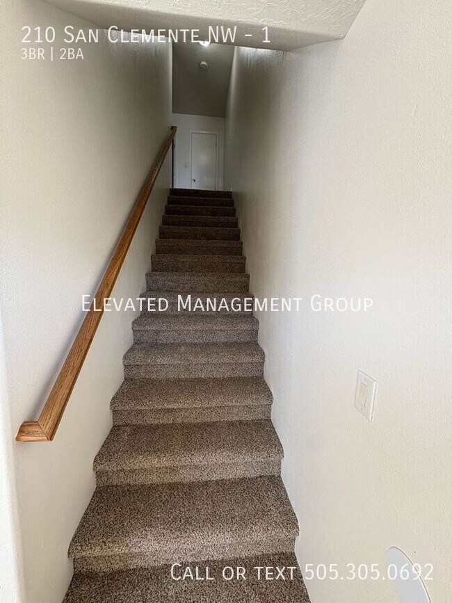 Building Photo - 210 San Clemente Ave NW