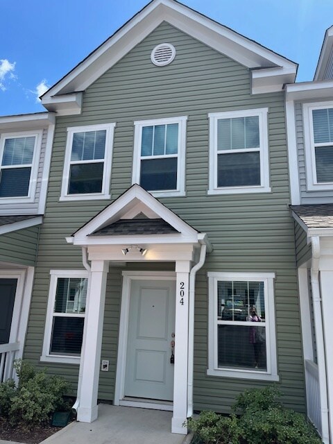 Building Photo - 230 1st St