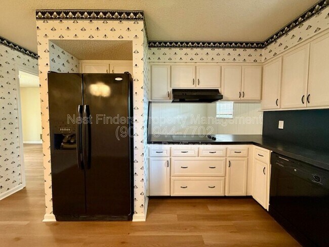 Building Photo - 5907 Gumwood Dr