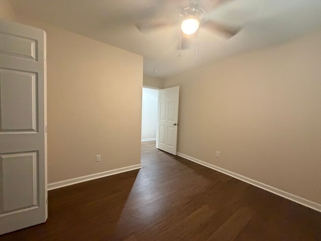 Building Photo - New Home! 4/2!
