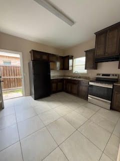 Building Photo - 2610 E Eisenhower