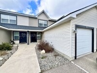 Building Photo - 303 Baldwin St