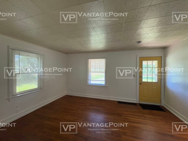 Building Photo - 2224 Ullmer Ct