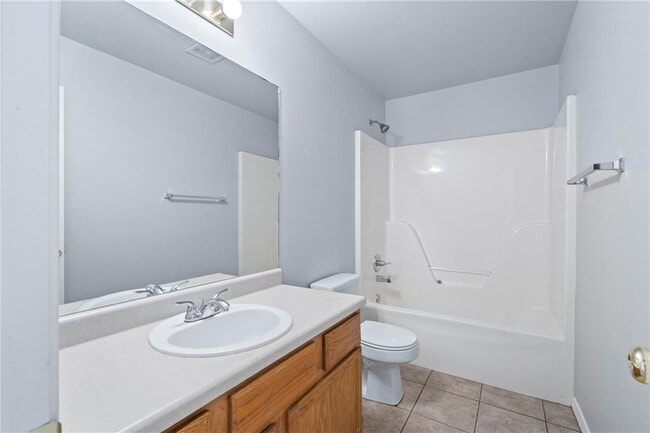 Building Photo - 607 Amanda Dr