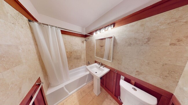 Building Photo - 4BD/3BA, Pool!! BIG house, 1800sqft!! (Lea...