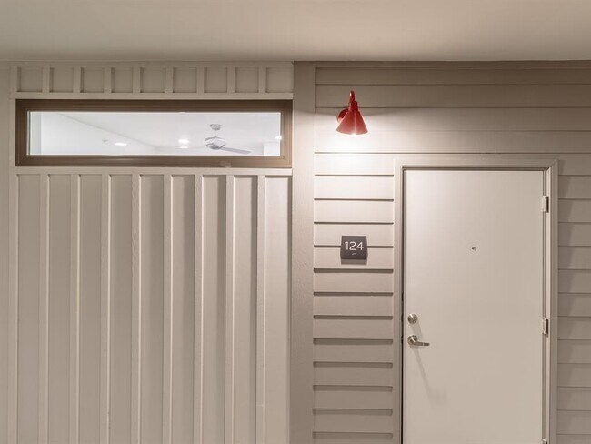 Building Photo - 4361 S Congress Ave