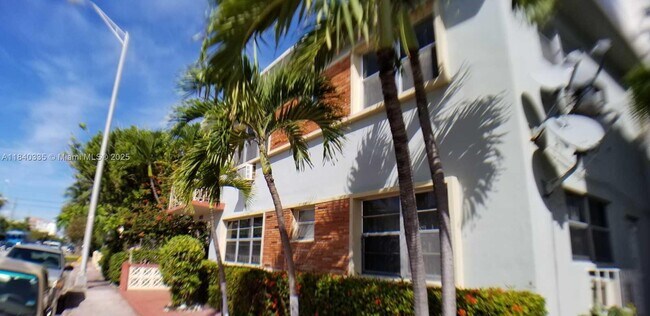 Building Photo - 7625 Harding Ave