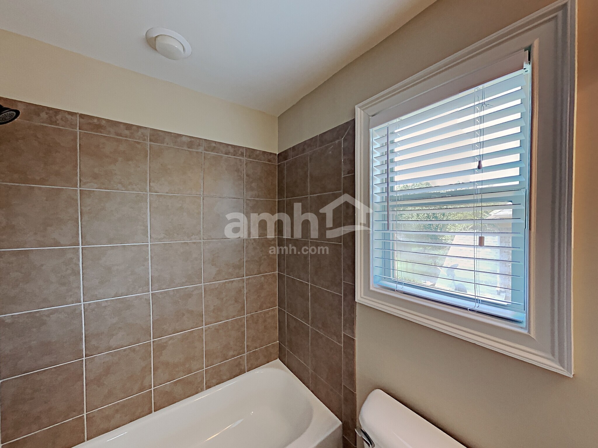 Building Photo - 346 Norway Spruce Ct