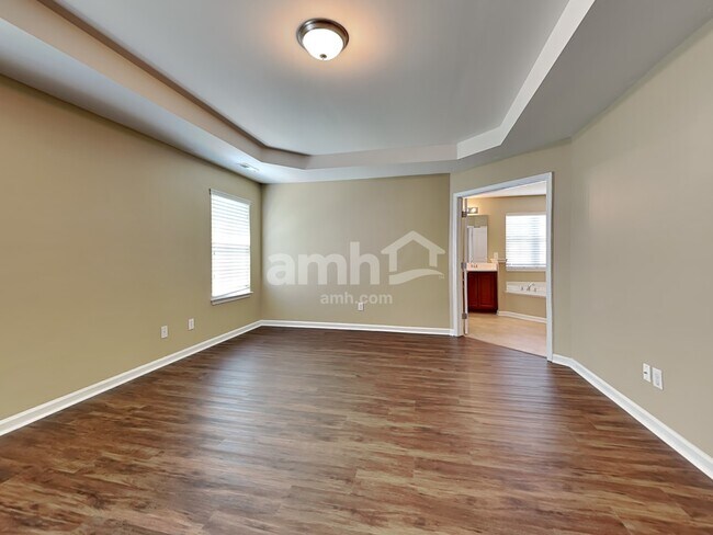 Building Photo - 1404 Manley Court