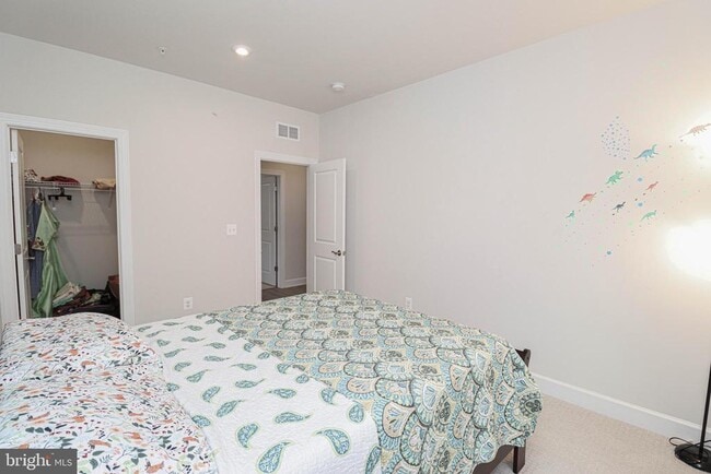 Building Photo - 2794 Golden Aster Pl
