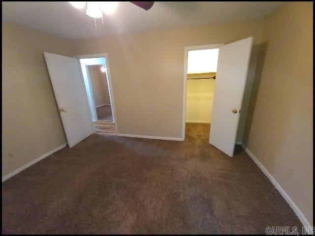 Building Photo - 8 Foxgrove Ln