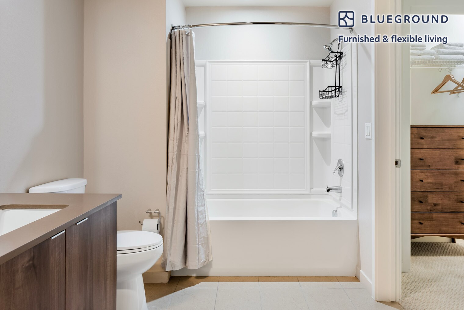 Building Photo - 388 Santana Row