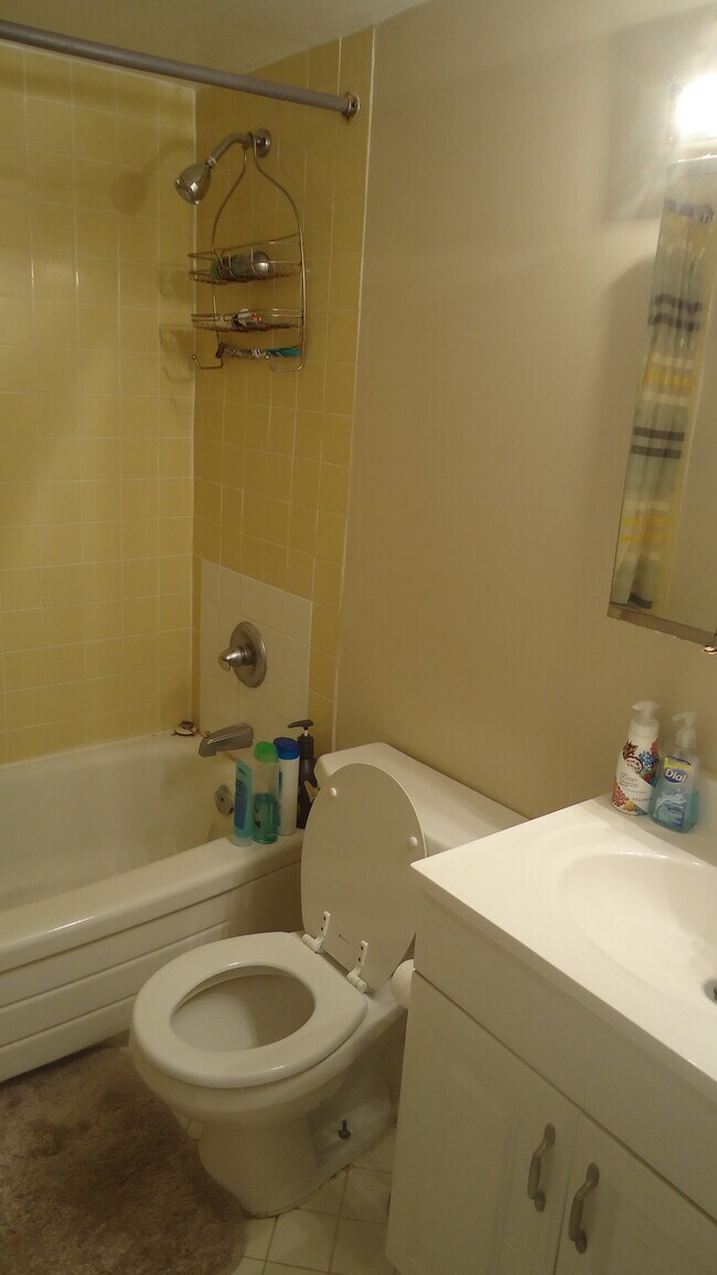 Building Photo - 2030 F St NW