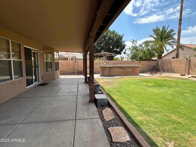 Building Photo - 2336 N 123rd Dr