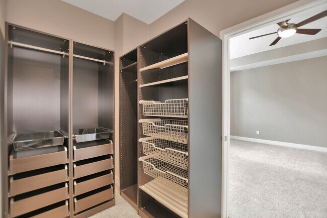 Building Photo - 4306 O'Reilly
