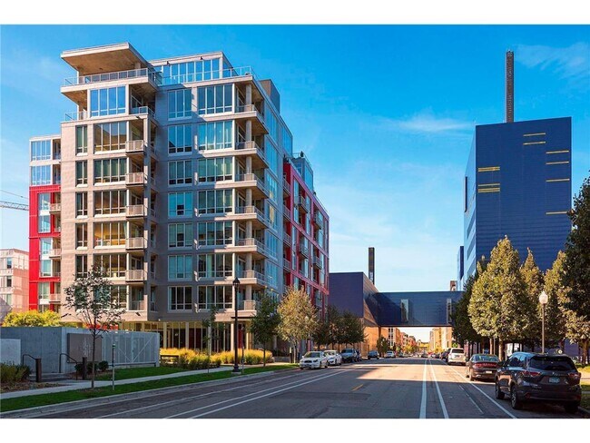 Building Photo - 901 S 2nd St