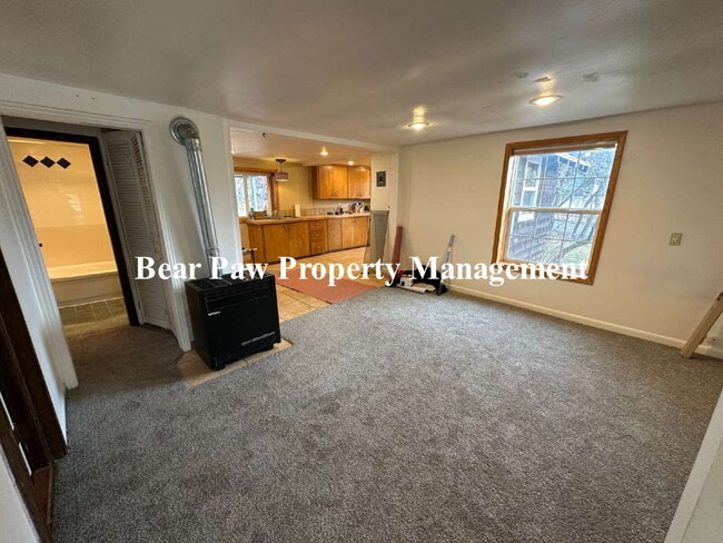 Building Photo - "Charming cabin in Evergreen"