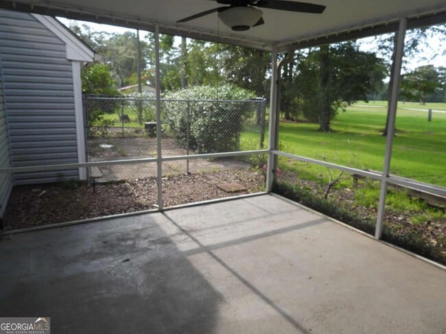 Building Photo - 216 Topi Trail