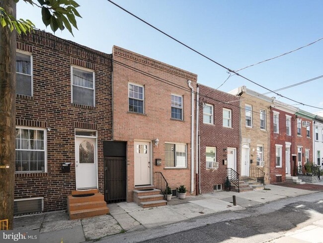 Building Photo - 1134 S Alder St