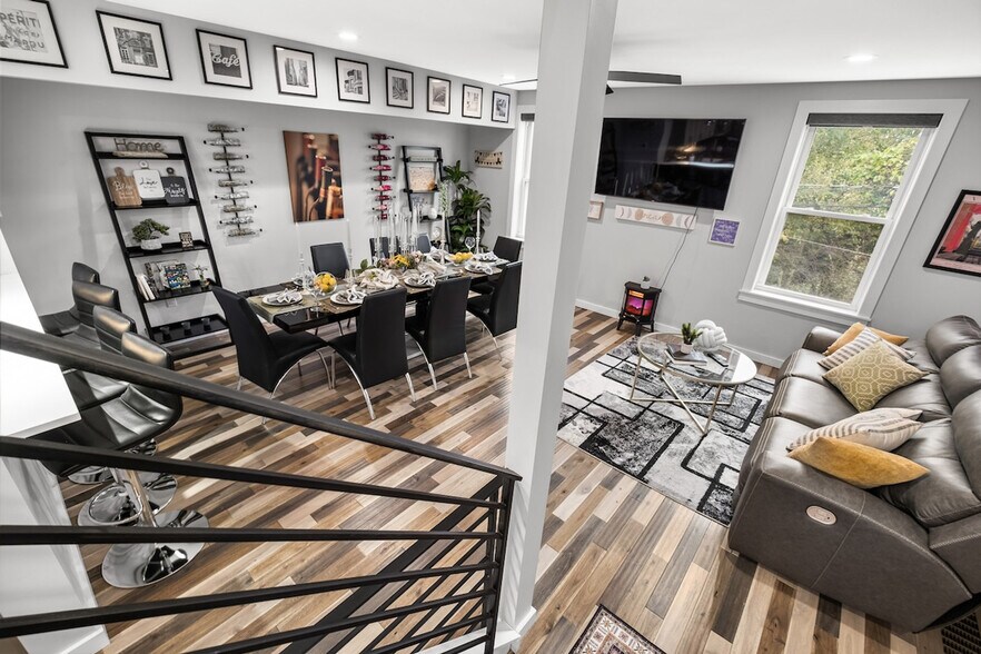 Building Photo - 3200 Downing St