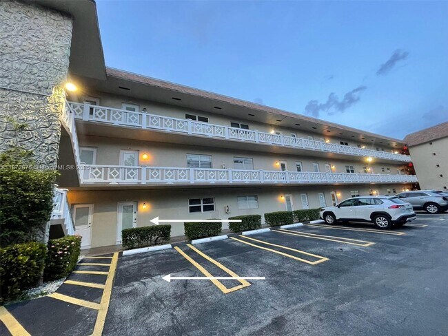 Building Photo - 5103 NW 35th St