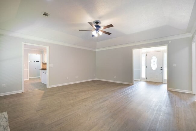 Building Photo - FOR RENT in NORTH COLUMBUS / DOUBLE CHURCHES AREA