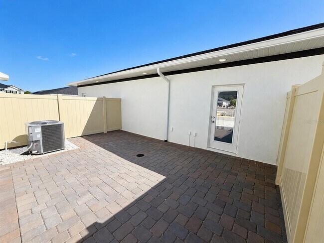 Building Photo - 763 Pilea St