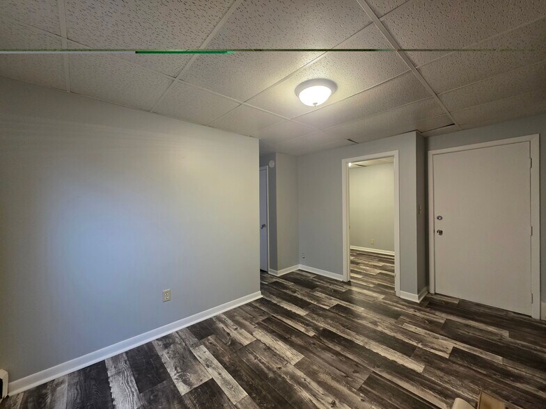 Building Photo - 1346 Lincoln Ave