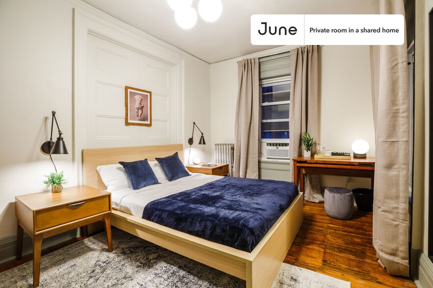 Primary Photo - Private bedroom in 4 bed/1 bath Home