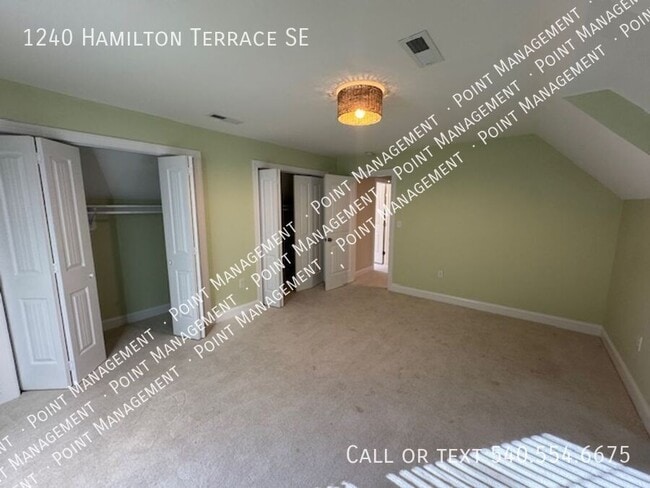 Building Photo - 1240 Hamilton Terrace SE