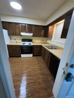 Building Photo - 4901 Wallingford Dr