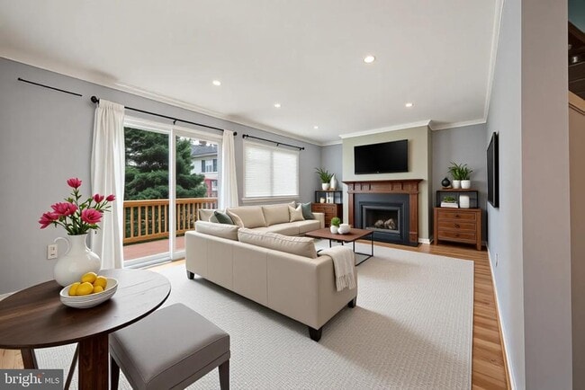 Building Photo - 8217 Township Dr