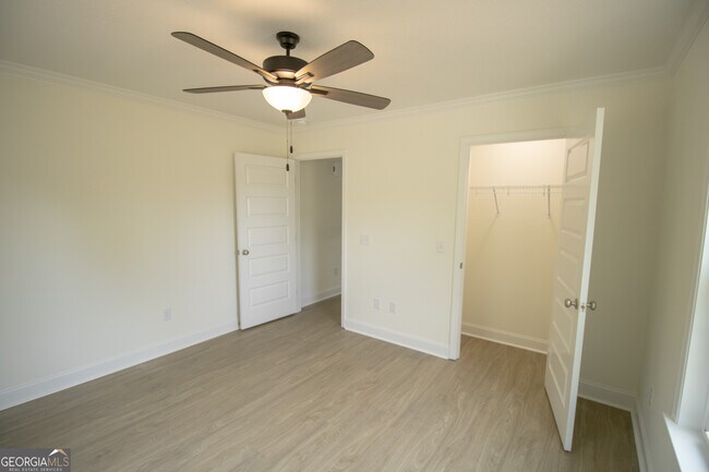 Building Photo - 101 Enclave Ct