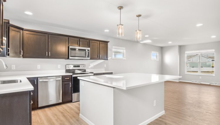 Building Photo - 655 Hillcrest Dr