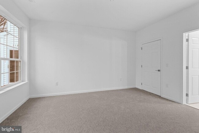 Building Photo - 11112 Cornerstone Dr