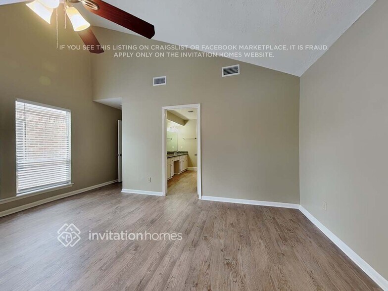 Building Photo - 3414 Creekbriar Dr