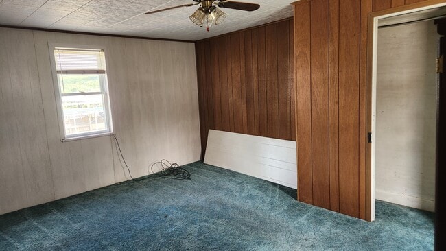 Building Photo - 615 Bigler Ave