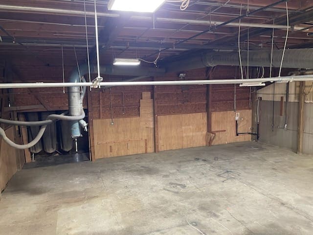 Building Photo - 3415 N Huetter Rd