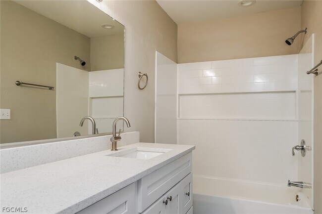 Building Photo - 2914 NW 11th St