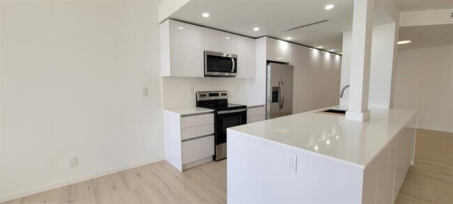 Building Photo - 19355 Turnberry Way