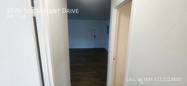 Building Photo - 107 Southpoint Dr