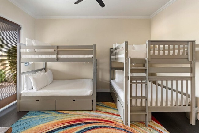 Building Photo - 6708 E Calle de Las Estrellas Rd