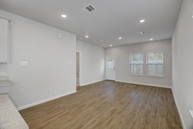 Building Photo - 16517 Opportunity Wy