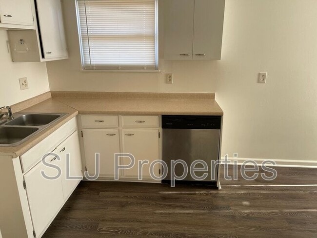 Building Photo - 9913 Lochwick Way