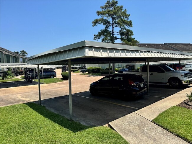 Building Photo - 14777 Wunderlich Dr