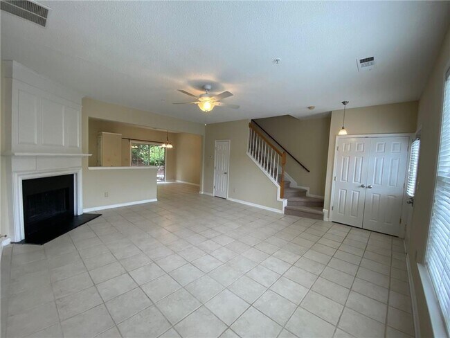 Building Photo - 1285 Kilmington Ct