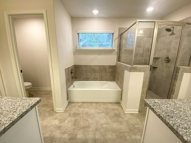 Building Photo - 4 bed, 3 bath built in 2021 in Somerville