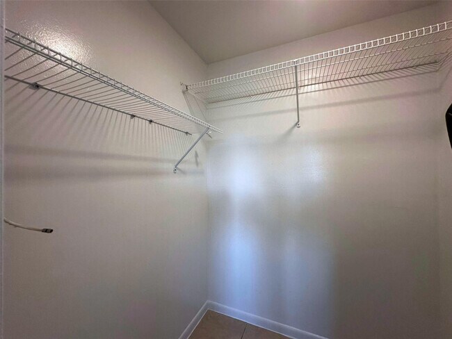 Building Photo - 928 S Federal Hwy