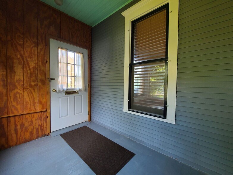 Building Photo - 1314 Niles Ave