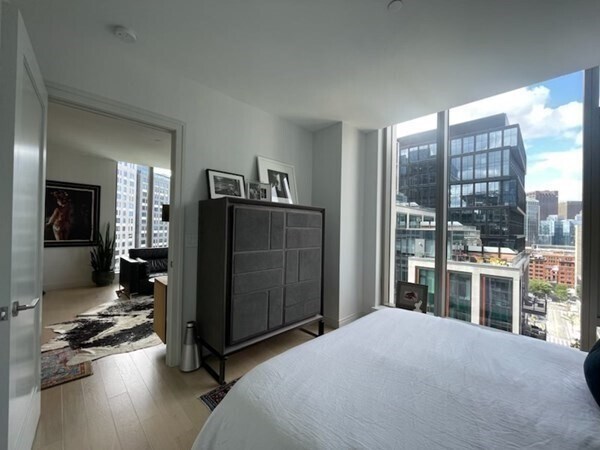 Building Photo - 137 Seaport Blvd